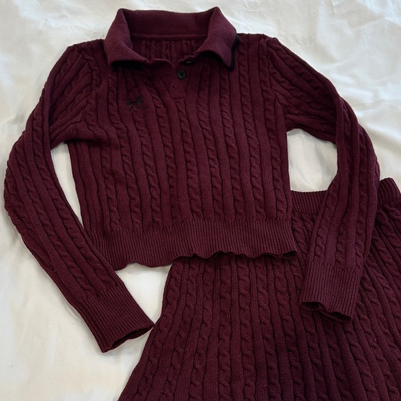 Elegant Burgundy Cable Knit Skirt Set - Picture 2 of 7